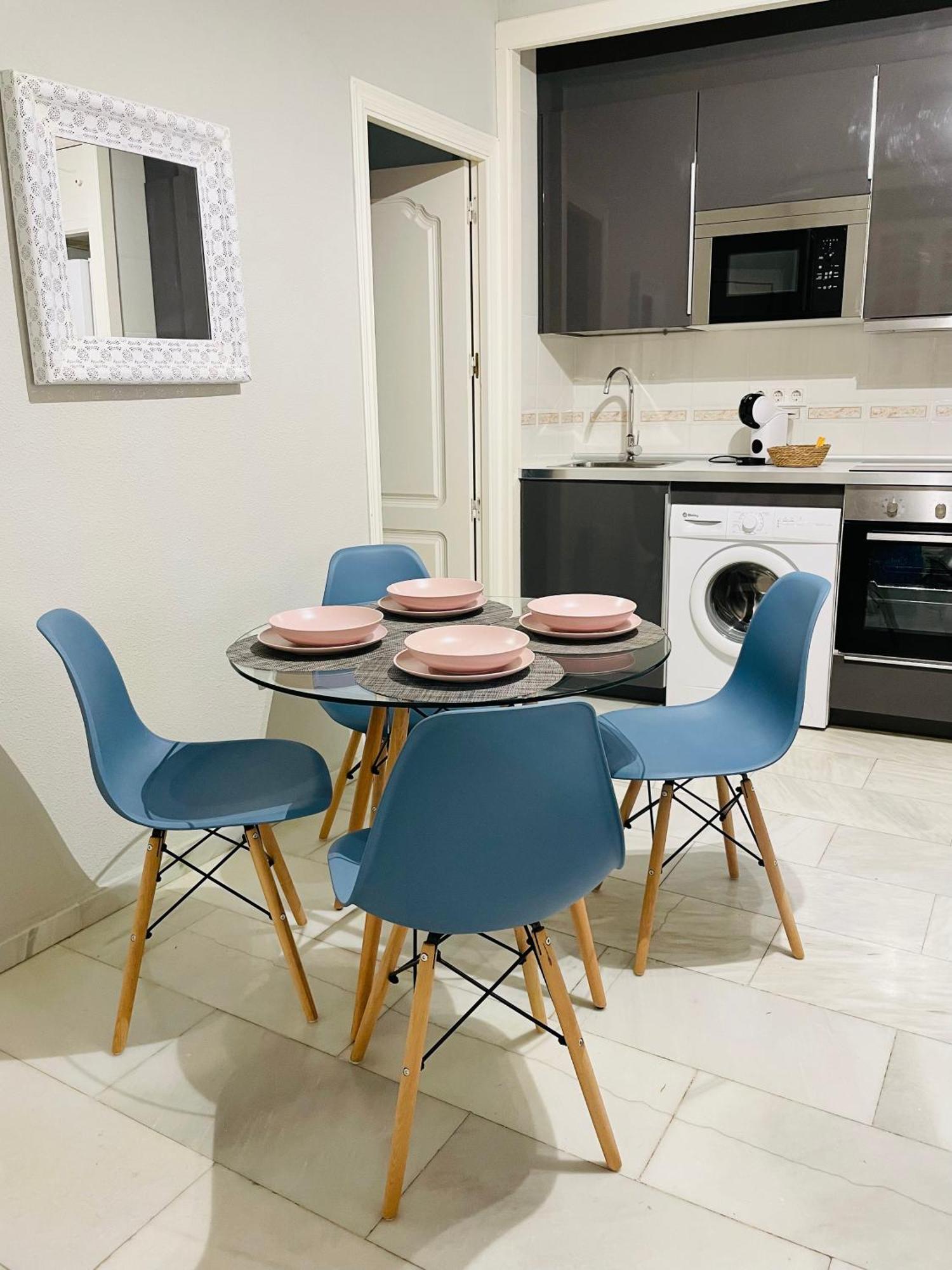 Apartamento Queen Pompeyos Con Parking Bajo Reserva Tendillas Mezquita-catedral