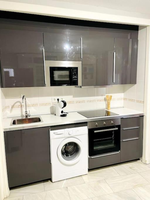Apartamento Queen Pompeyos Con Parking Bajo Reserva Tendillas Mezquita-catedral